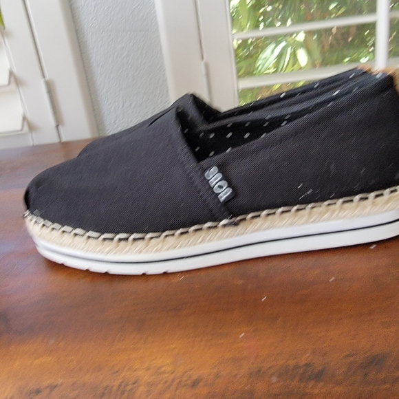 Black Canvas Espadrille Slip-Ons - Picture 2 of 8